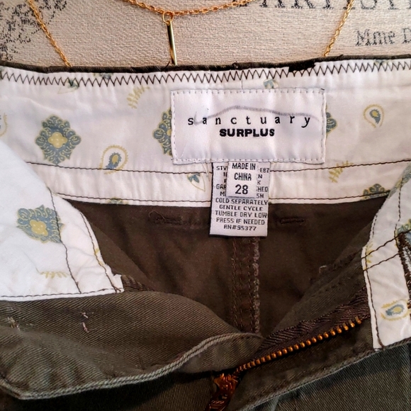 Sanctuary surplus shorts - Picture 3 of 9